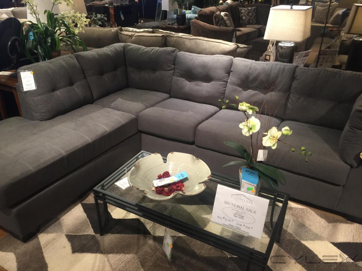 Gustafson's Furniture and Mattress, Rockford, IL, West Riverside