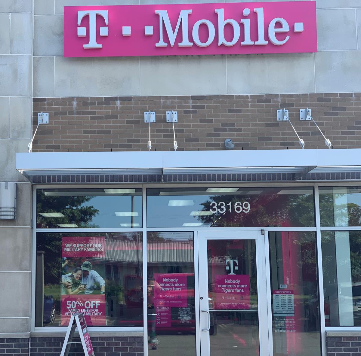 TMobile, Livonia, MI, 6 Mile Road Cylex Local Search