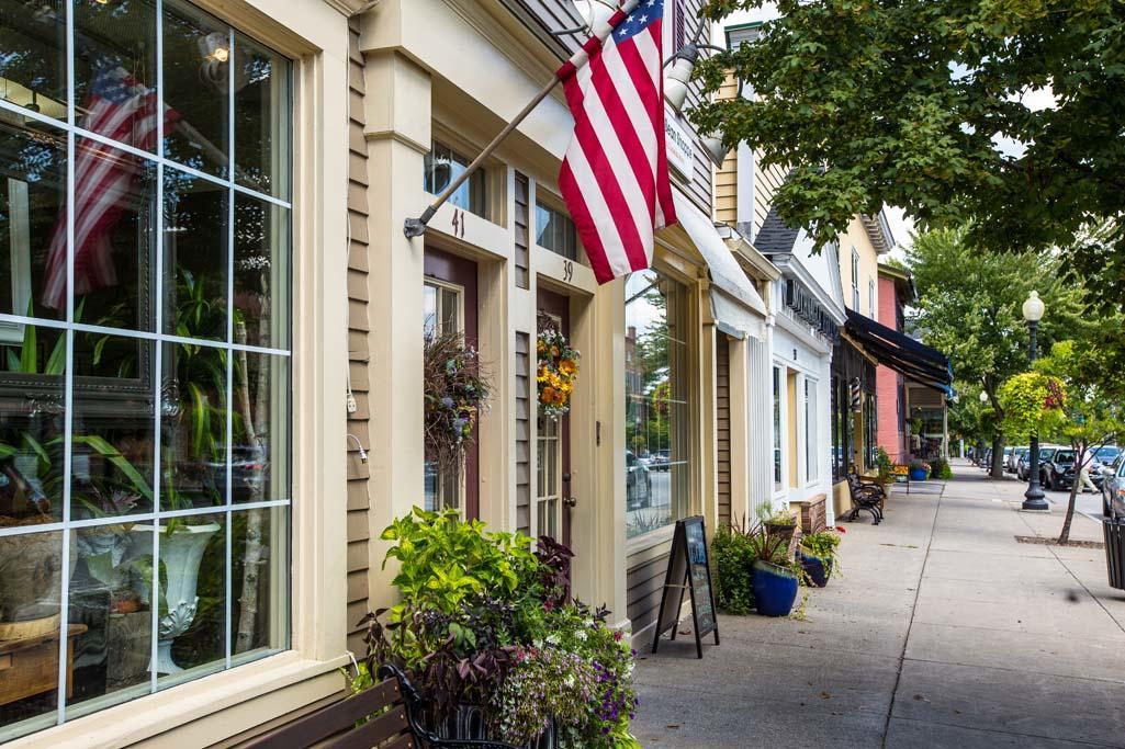 HUNT Real Estate ERA, Rochester, NY, Monroe Avenue Cylex Local Search